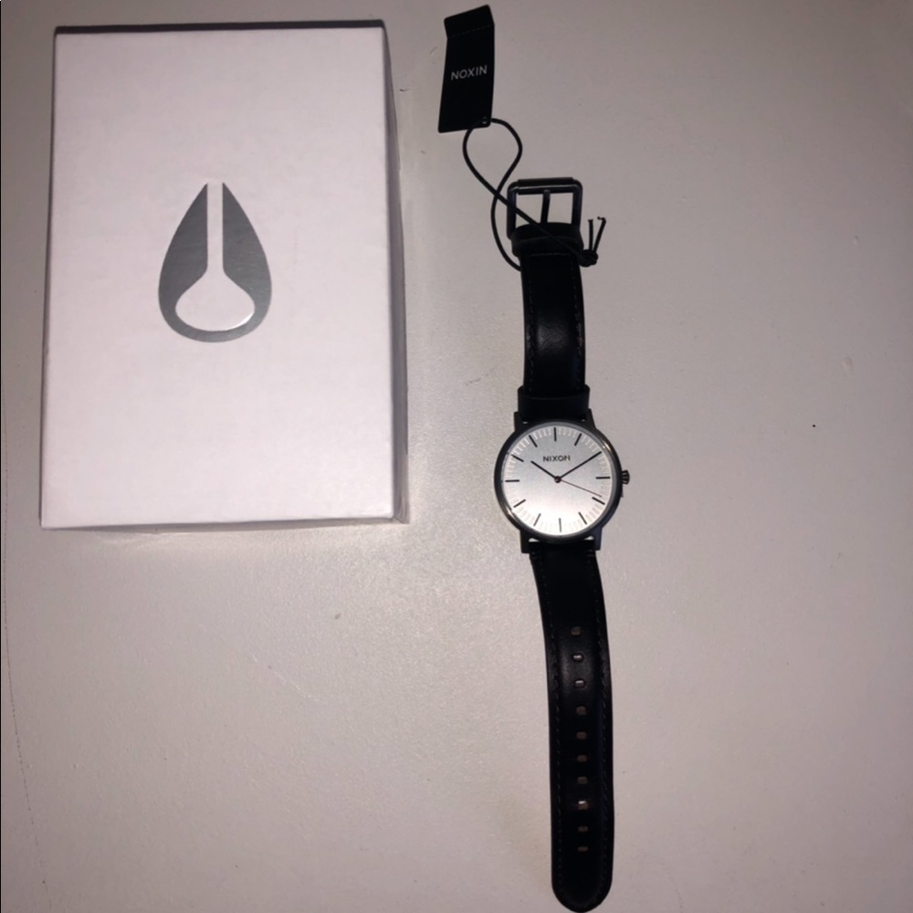 Nixon Porter Leather Watch - DARK BROWN